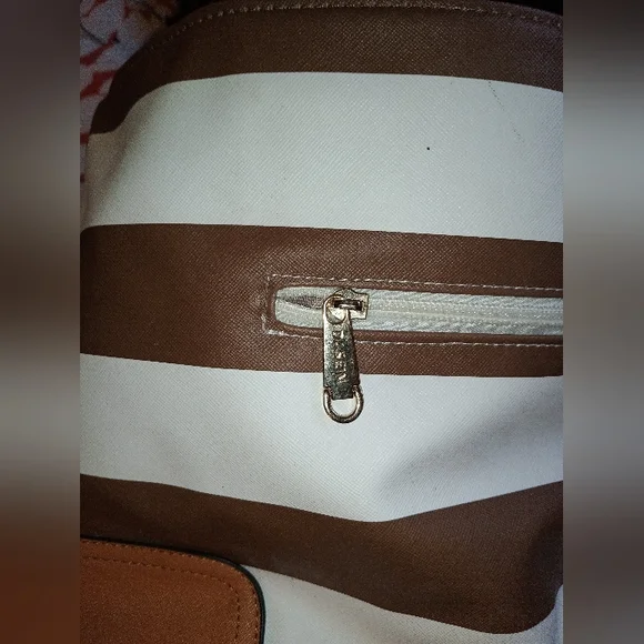 Dasein Large Slouchy Hobo purse - Picture 4 of 7